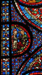 Zwei Männer, einer sitzt