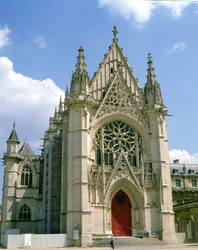 Westfassade der Kapelle