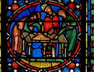 Fenster n2-C, den heiligen Austremoine beim Bau der Kirche in Issoire darstellend