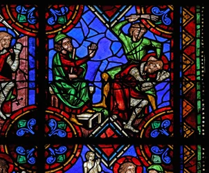 Fenster w06, Darstellung der Geschichte des Heiligen Julian von Brioude - Heiliger Ferreol, ein Freund von Julian, der während der Diokletianischen Verfolgungen starb, wird gefangen genommen und geschlagen