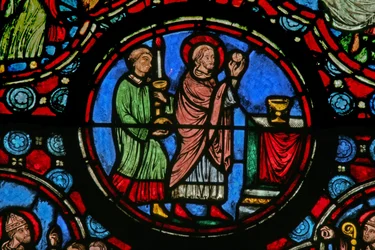 Fenster w1, Szene aus dem Leben des hl. Martin: Messe feiern