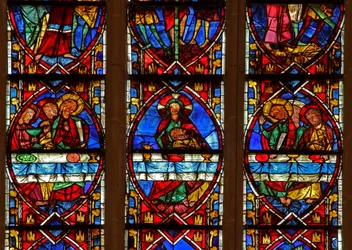 Fenster w200, das letzte Abendmahl darstellend