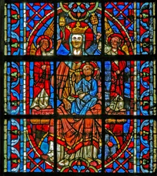 Fenster w203, die Jungfrau und das Kind mit Engeln darstellend