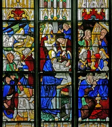 Fenster w2, das die Anbetung der Heiligen Drei Könige, die Verkündigung an die Hirten, die Beschneidung darstellt