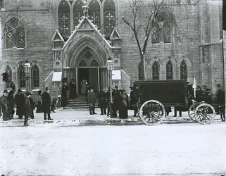 Mrs. Gilberts Beerdigung, Bloomingdale Reformed Dutch Church, New York City