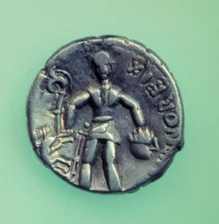 Gallische Zivilisation: Münze des Volkes der Eduen, die einen Krieger darstellt. 1. Jahrhundert v. Chr.