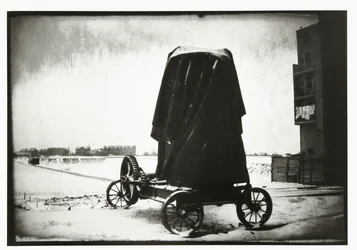 Zementmühle in einer Winterlandschaft bei der Overtoom in Amsterdam
