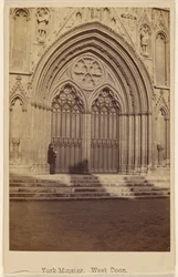 York Minster, Westportal.
