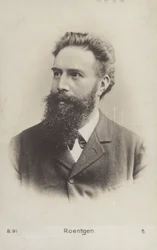 Wilhelm Roentgen (1845-1923), deutscher Physiker