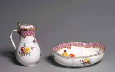 Kanne und Becken, hergestellt von Meißener Porzellanmanufaktur, Deutschland, ca. 1765