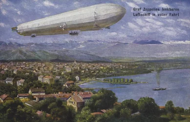 Luftschiff von Graf Ferdinand von Zeppelin im Flug