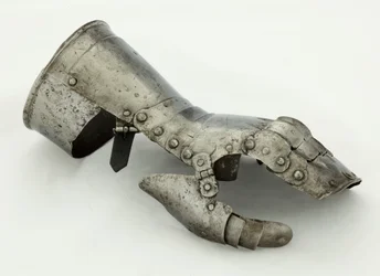 Linker Panzerhandschuh, ca. 1490-1510
