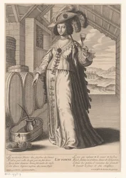 Dame mit Weinglas bei Weinfässern, mit Blick auf Weinplantage (Herbst)