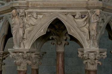 Die Kanzel in der Kirche Sant