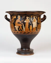 Ein kampanischer Glockenkrater des Ca-Malers, der einen sitzenden Krieger und zwei Frauen darstellt, 4. Jahrhundert v. Chr.