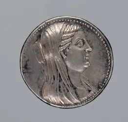 Silber-Didrachme von Berenike II