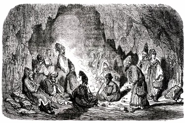 Sindbad der Seefahrer - Märchen aus Tausendundeiner Nacht - Illustration von Gustave Doré - Maxwell-Ausgabe 1865 - Erste Reise: Sindbad, von seinen Gefährten mitten im Meer verlassen, erreicht eine Insel und trifft in einer Höhle den Palefrenie