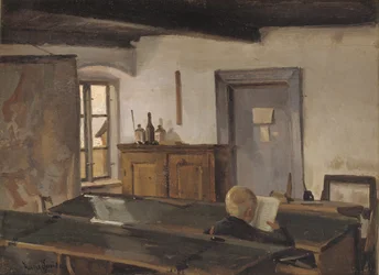 Ein Klassenzimmer mit einem lesenden Jungen