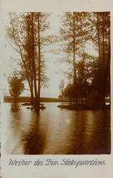 Erster Weltkrieg: die Ukraine in den Jahren 1914-1916 während der Invasion der deutschen Armee. Landschaft mit Fluss (s/w Foto)