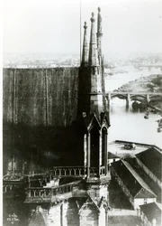 Ansicht der Kathedrale Notre-Dame in Paris und der Seine, ca. 1853