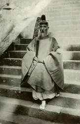 Ein Shinto-Priester, 1910