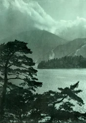 Annähernder Sturm am Lake Motosu, 1910