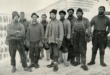 Die Depot- und Westparteien bei ihrer Rückkehr nach Cape Evans, 13. April 1911, 1913