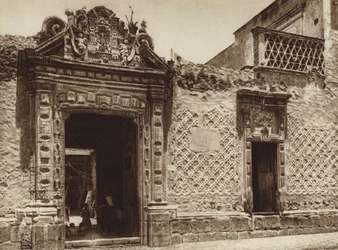 Mexiko: Kolonialzeitliches Haus im Nordosten der Hauptstadt