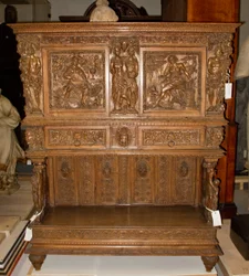 Dressoir, Mitte 1500er Jahre