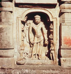 Relief aus dem Haupttempel von Standort III, 320-530