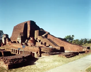 Ansicht des Haupttempels von Standort III, 320-350