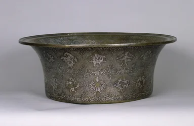 Becken mit dem Namen Sultan Al-Malik Al-Adil (1143-1218) Ayyubiden-Periode, 1238-40