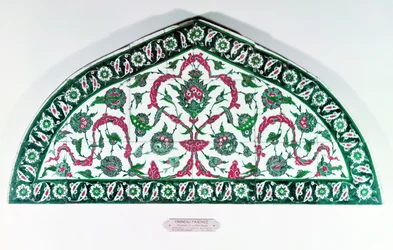 Kachellintel, aus Istanbul, Türkei