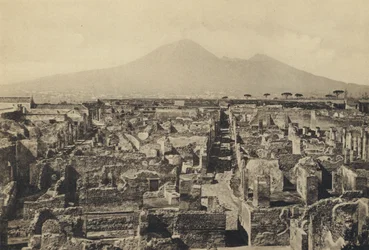 Neapel: Pompeji, Panorama mit Vesuv