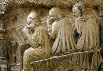Detail: Schüler folgen dem Unterricht von Bonifacio Galluzzi (Grabplatte, ca. 1346)
