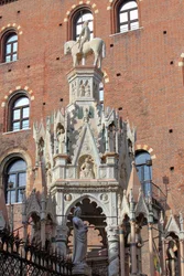 Die Scaliger-Gräber. Grab von Cansignorio. Gotisches Denkmal