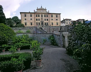 Villa di Celle