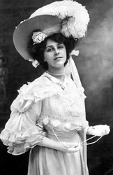 Dora Barton, englische Schauspielerin, 1900er Jahre