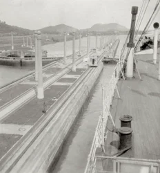 SS Orbita, Panamakanal, Panama, 20. Jahrhundert