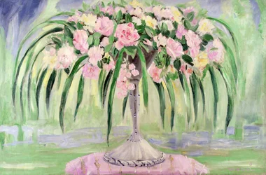 Rosen in einer Jugendstilvase