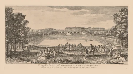 Ansicht des Schlosses von Versailles von der Orangerie-Seite, aufgenommen jenseits des Schweizerbeckens