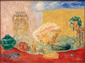 Muscheln, Rosen und Vasen