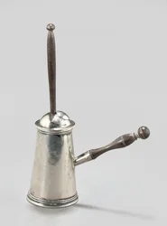 George-II-Spielzeug-Schokoladenkanne, ca. 1730