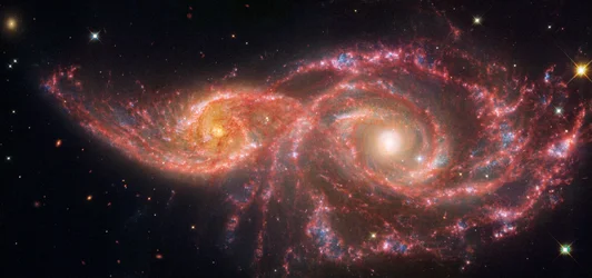 Hubble untersucht Galaxienpaar