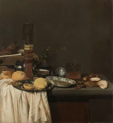 Stillleben mit einem hohen Bierglas