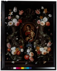 Steinkartusche verziert mit Blumen und Schmetterlingen