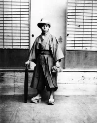 Japanischer Mann mit europäischem Hut, ca. 1860-80