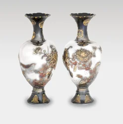 Paar Ozeki Studio Vasen, Meiji-Periode, späte 19. Jahrhundert