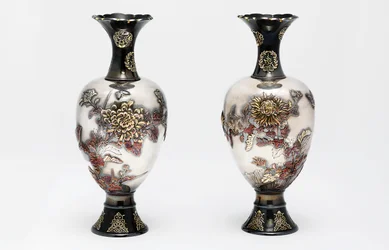 Ein Paar Ozeki Studio Vasen, Meiji-Periode, spätes 19. Jahrhundert