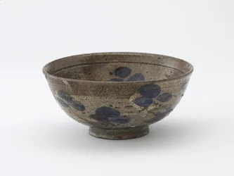 Servierschüssel mit Kenzan-Stil Dekoration, Kyoto, Edo-Periode